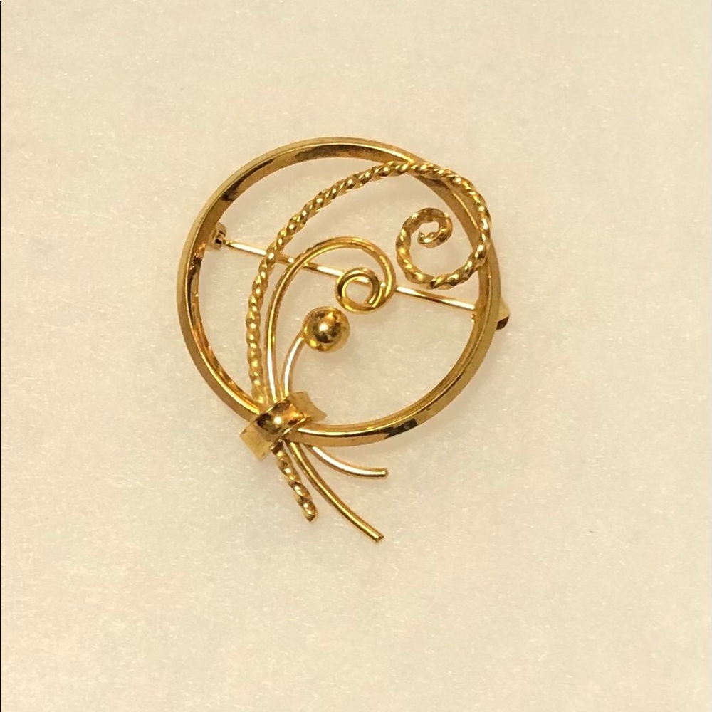 Vintage Signed Charles Reis Co 12K GF Brooch
